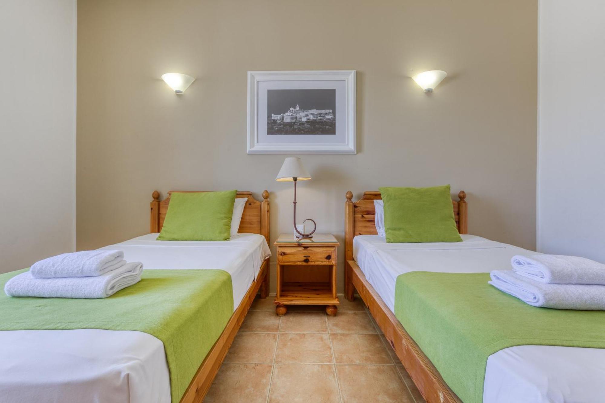 Ta Frenc Apartments Għasri Esterno foto