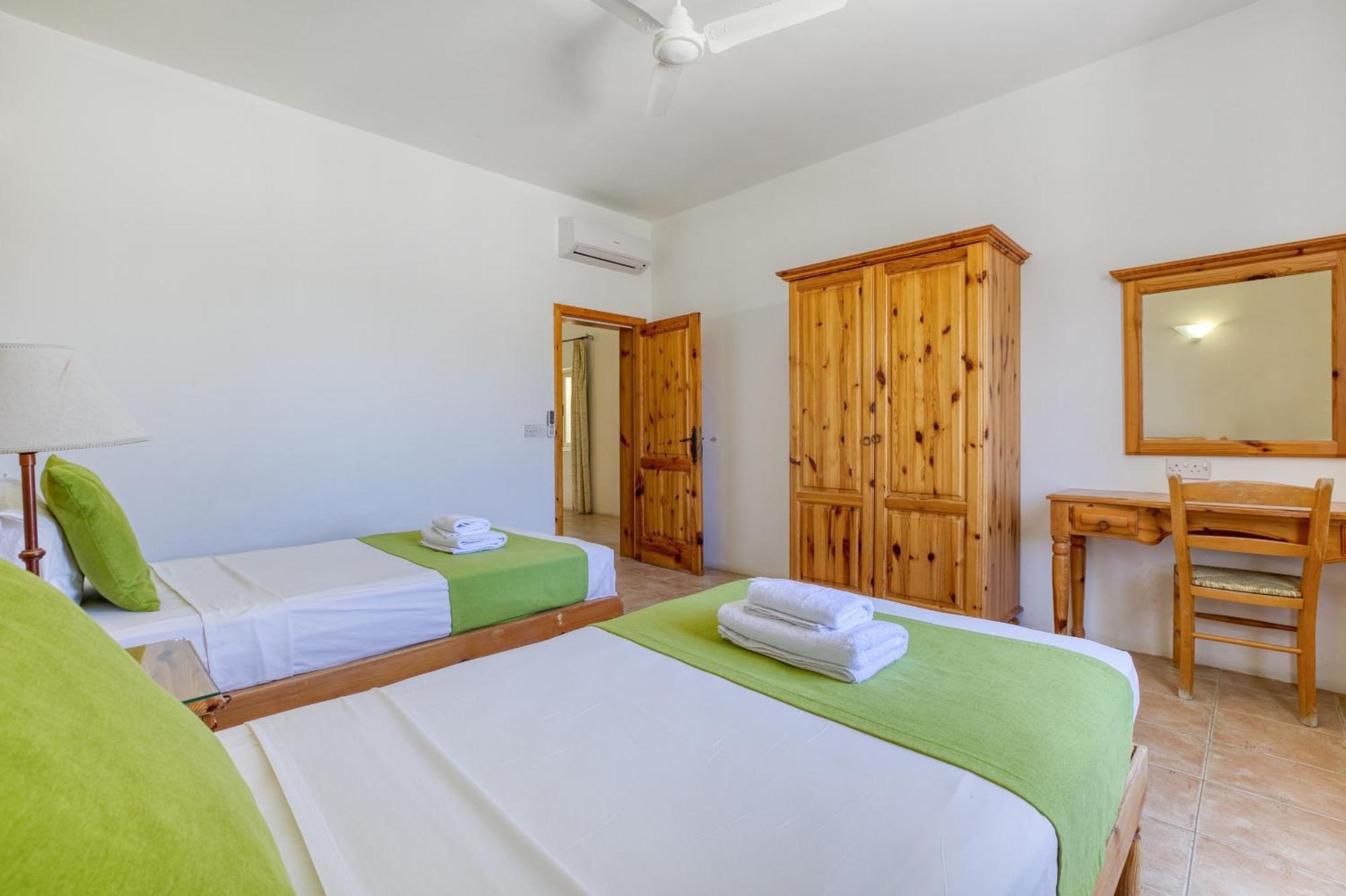 Ta Frenc Apartments Għasri Esterno foto