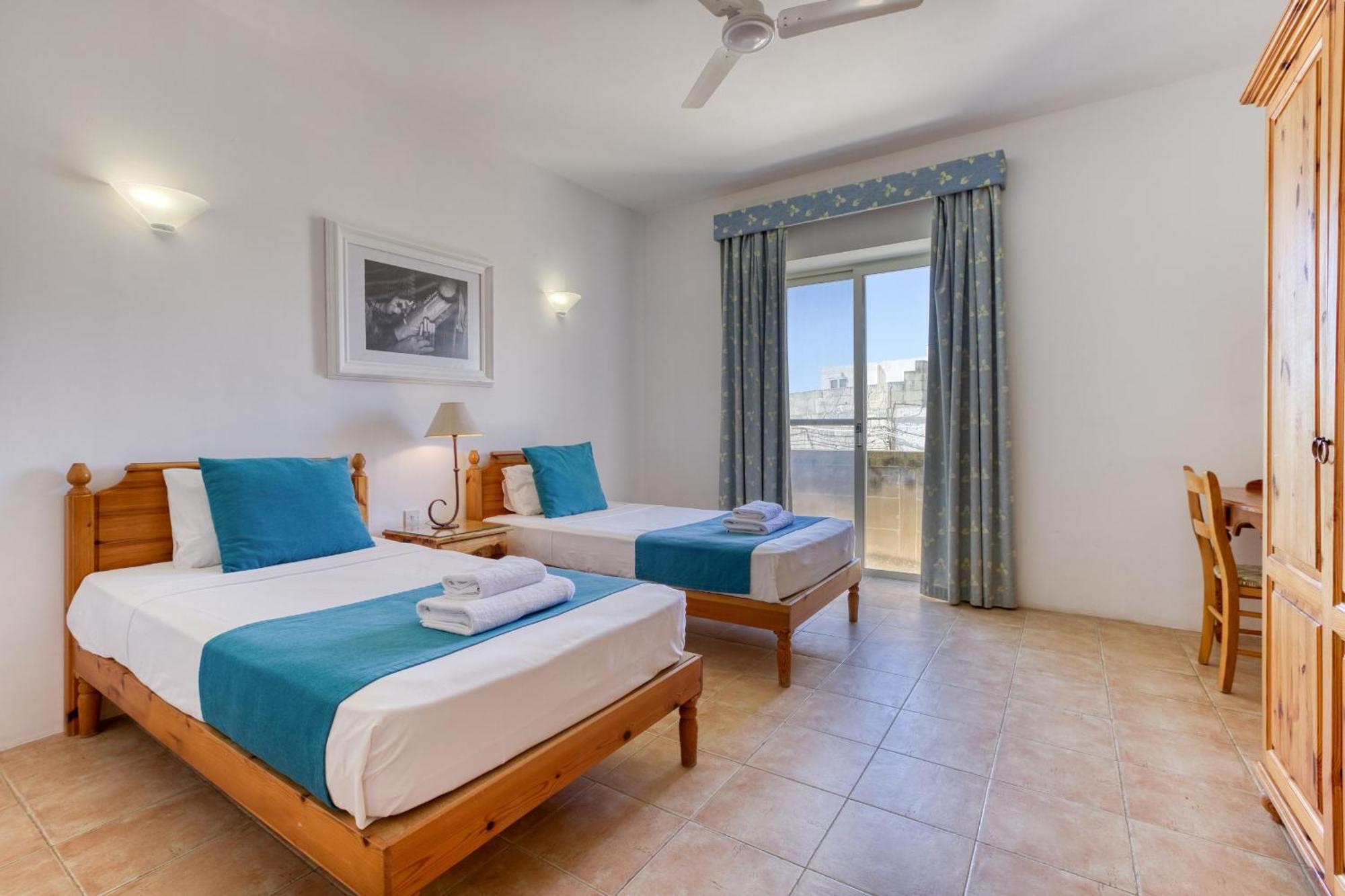 Ta Frenc Apartments Għasri Esterno foto